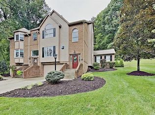 2101 Huntington Ct S, Wexford, PA