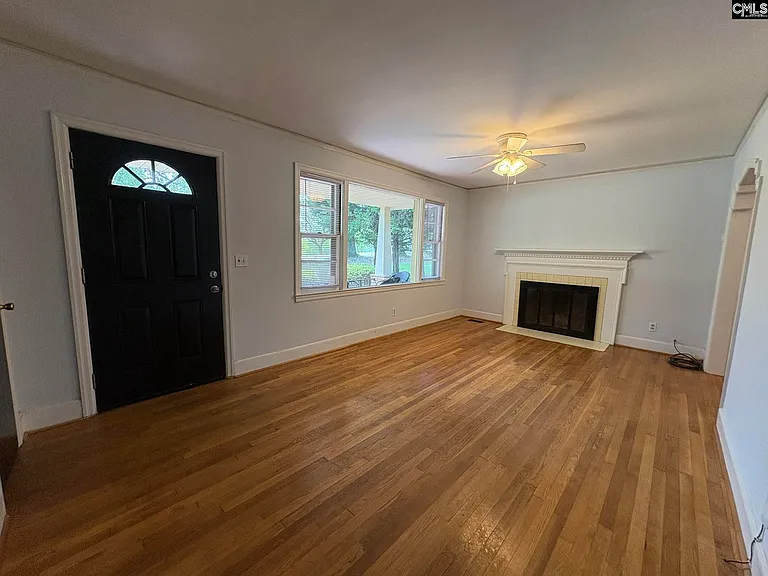 1047 S Holly St — Photo 9