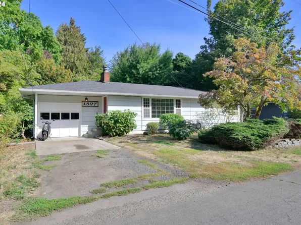 1527 Evergreen Dr, Eugene, OR 97404