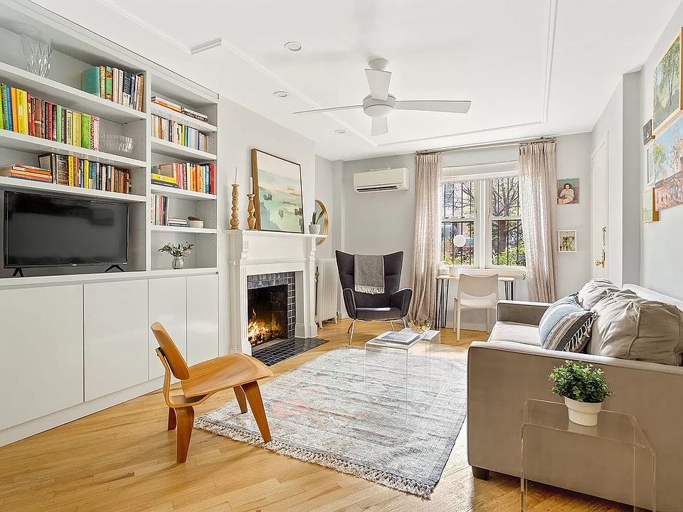 1st image of 753A Union St APT 1