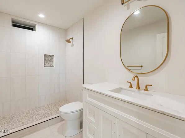 10002 N 16TH Avenue, Phoenix, AZ 85021