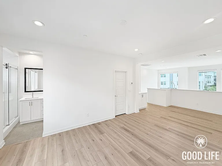 10417 Adamson Way — Photo 11