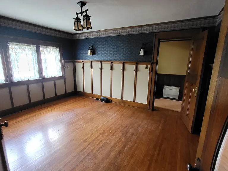 1103 Main St — Photo 28