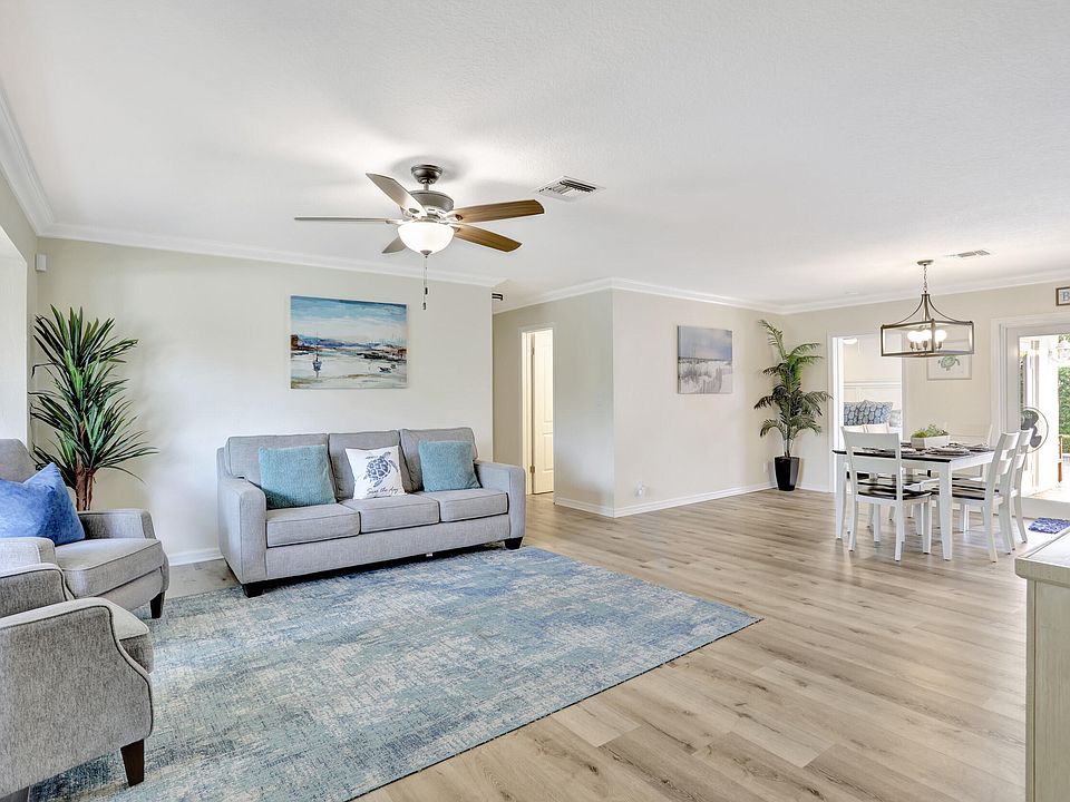 1st image of 1520 SE 24 Avenue