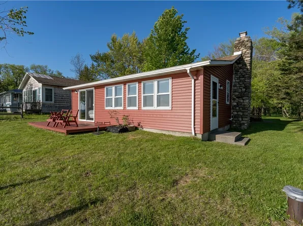 7605 Sunset Bluff Rd, Henderson, NY 13650