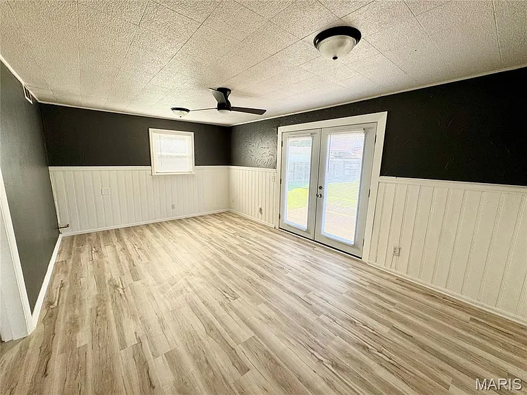 312 Joy Dr — Photo 18