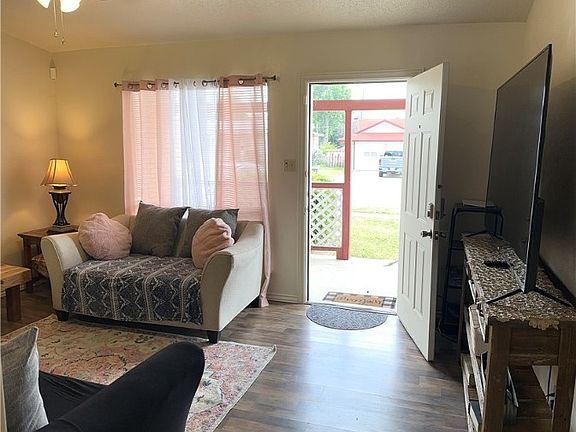 4th image of 1200 Westover Dr