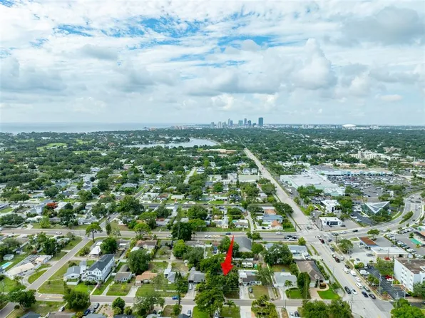 130 41st Ave NE, Saint Petersburg, FL 33703