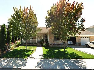 1371 NW Domenico Dr, Roseburg, OR