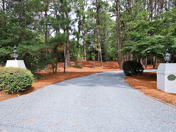 2nd image of 610 Lake Dornoch Dr