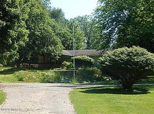 8328 Hilldale Rd, Springport, MI 49284