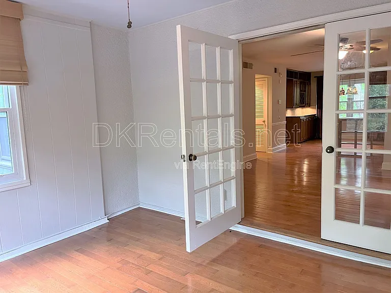 82 Montre Sq NW — Photo 17
