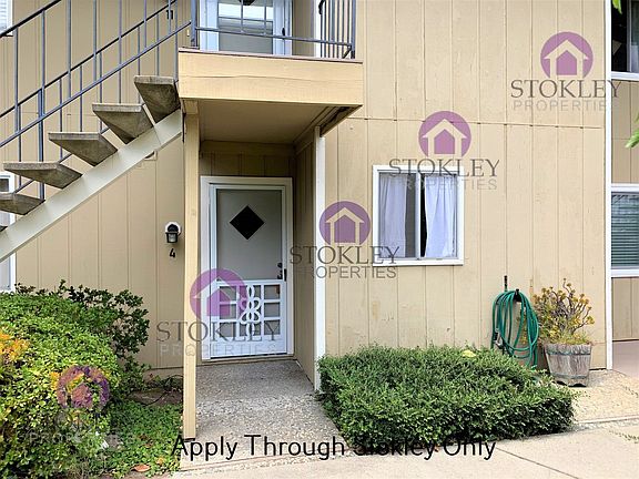3rd image of 1965 Ascot Dr APT 4