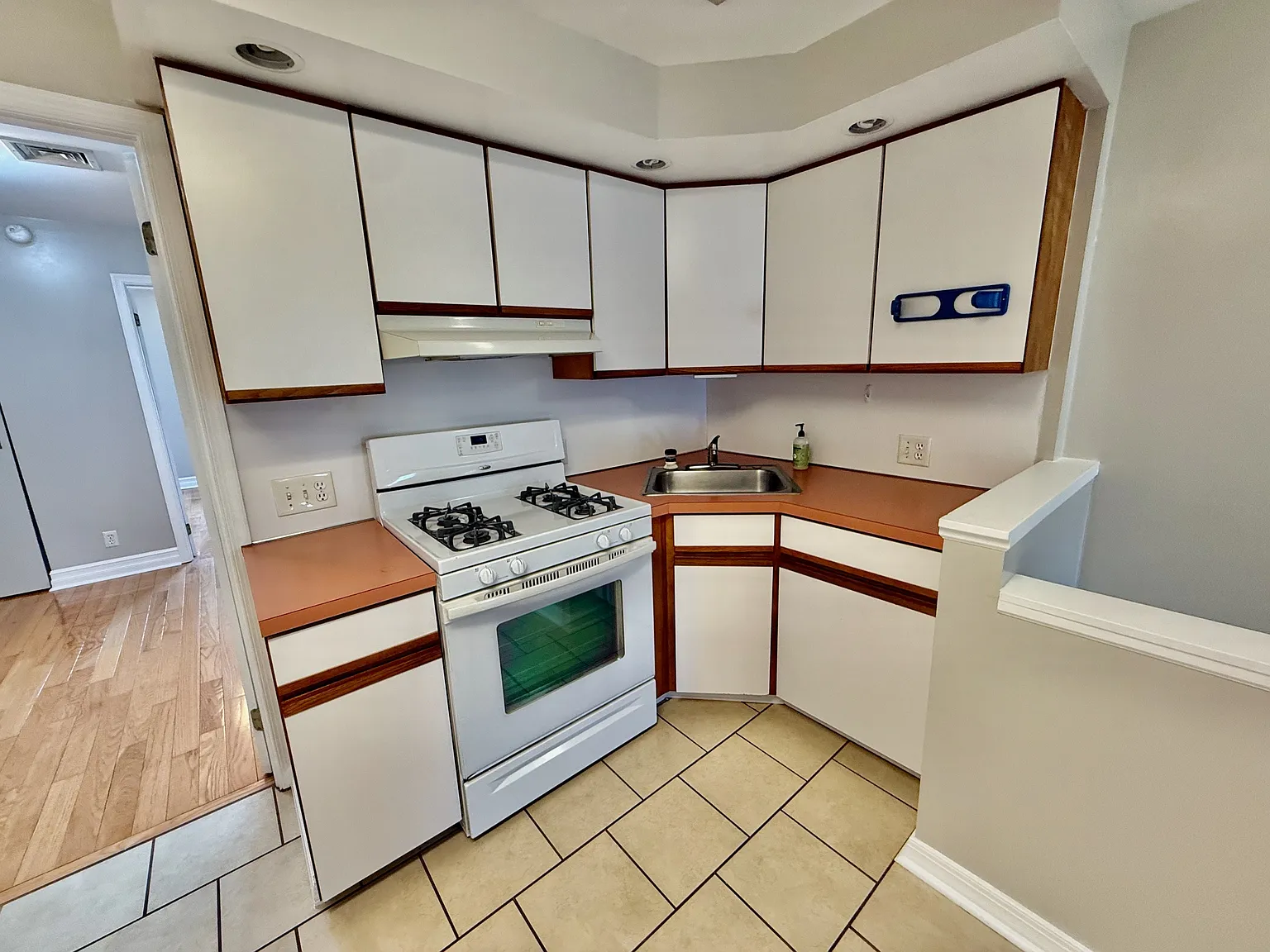 2205 Fitzwater Street - 3rd F... — Photo 3