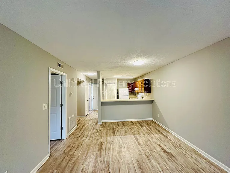207 Sunn Aire Ct #C — Photo 7