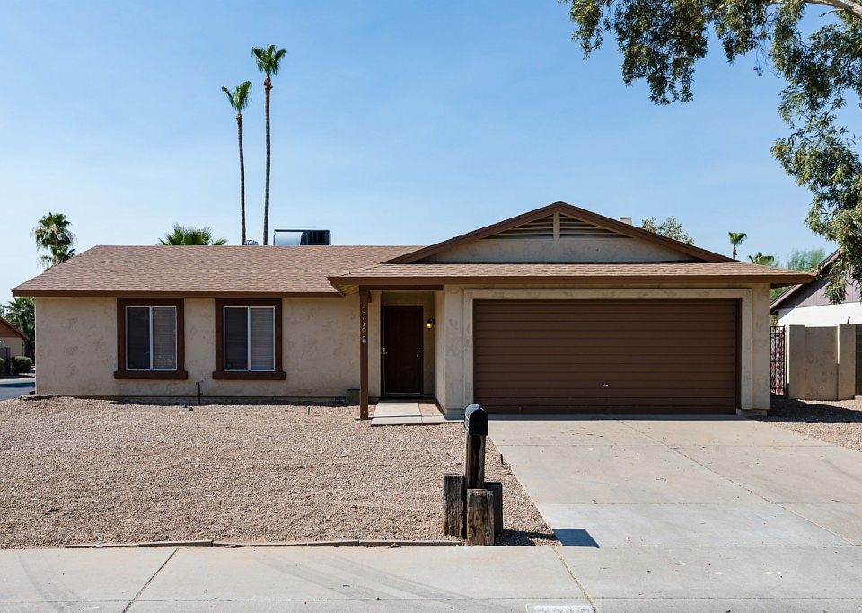 1st image of 3219 E Helena Dr
