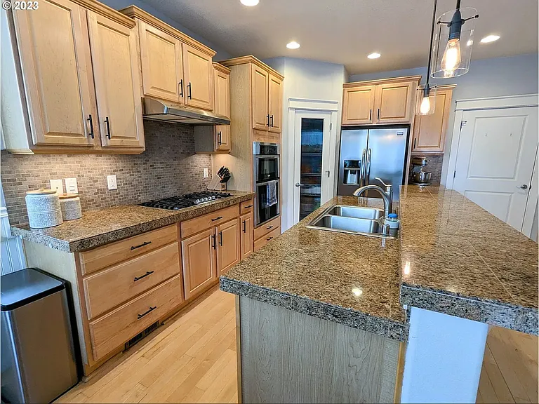 1302 SE 194th Pl — Photo 19