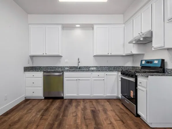1463 Trombetta St, Santa Rosa, CA 95407