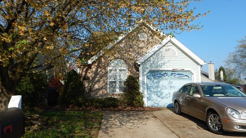 1st image of 1707 Greencastle Dr