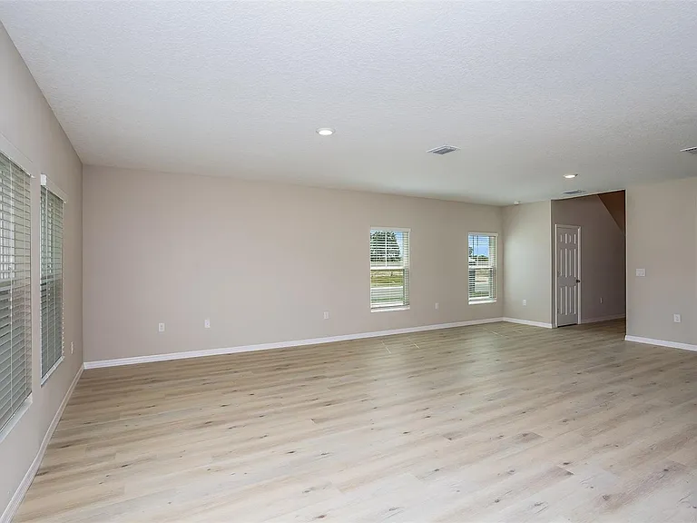 14987 Sterling Spur Ave — Photo 8