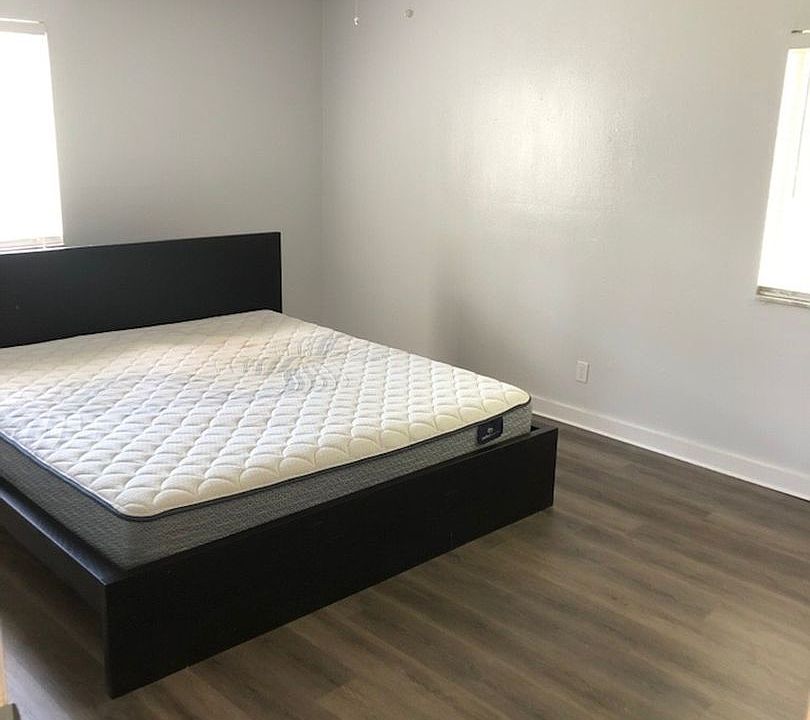 1st image of 6519 W Newberry Rd APT 507