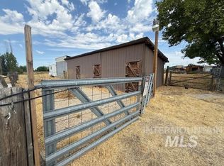 1285 S Jade Ave, Meridian, ID 83642