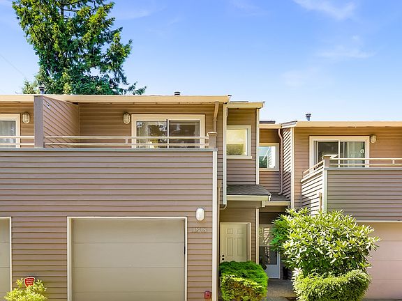 3rd image of 11808 NE 80th Street #2