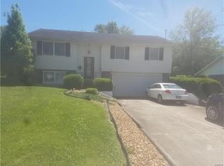 562 W Alton St, Nashville, IL 62263
