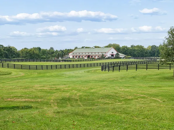 4648 Corner Rd, Alexandria, OH 43001