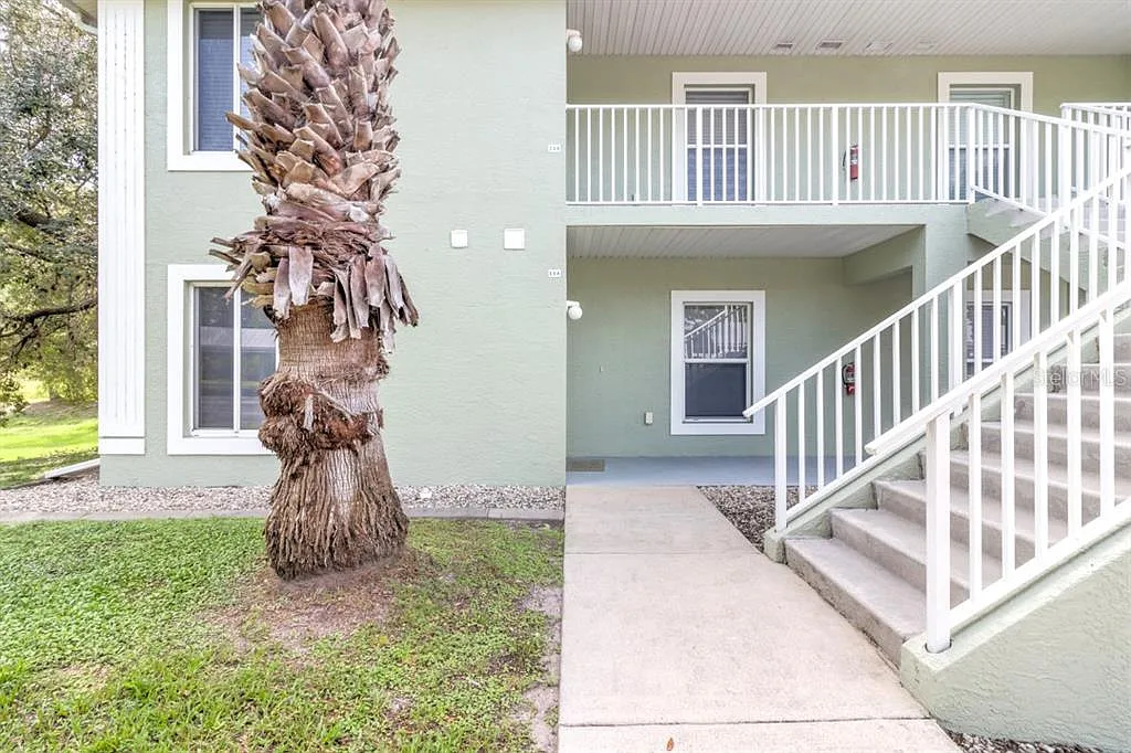 2 bed, 2.0 bath, 1230 sqft, $3,400 — Photo 4