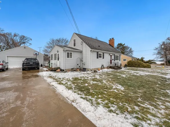 109 Cherry St, Lakeside Marblehead, OH 43440