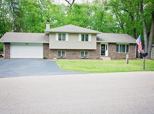 5990 Peart Rd, Morris, IL 60450