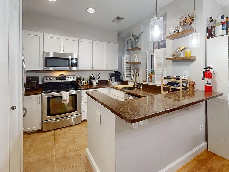 1840 California St NW #3A — Photo 10