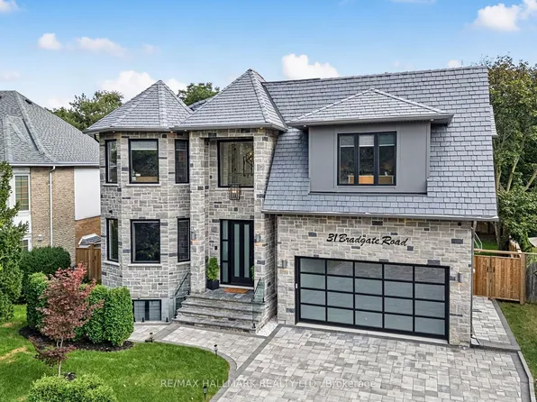 31 Bradgate Rd, Toronto, ON M3B 1J6