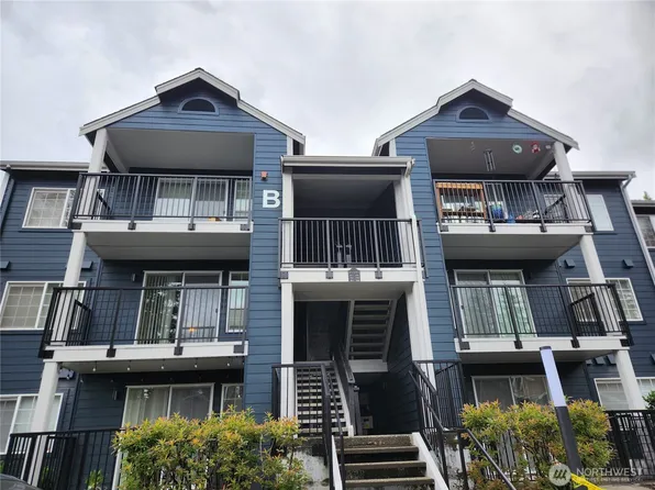 215 100th Street SW #B-204, Everett, WA 98204