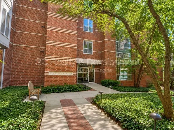 57 E Hattendorf Ave APT 301, Roselle, IL 60172