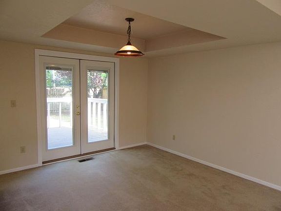 3rd image of 6804 147th Ct NE