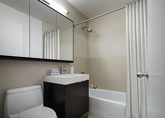 5th image of 105 Duane St APT 15B