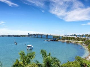 136 Golden Gate Point #401, Sarasota, FL 34236