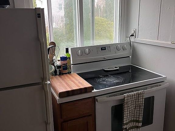 5th image of 2104 Kingston St