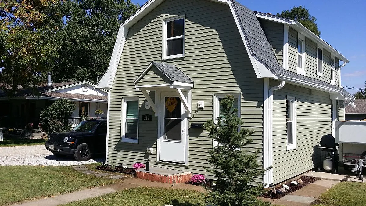 Building Photo - 214 N 21st St