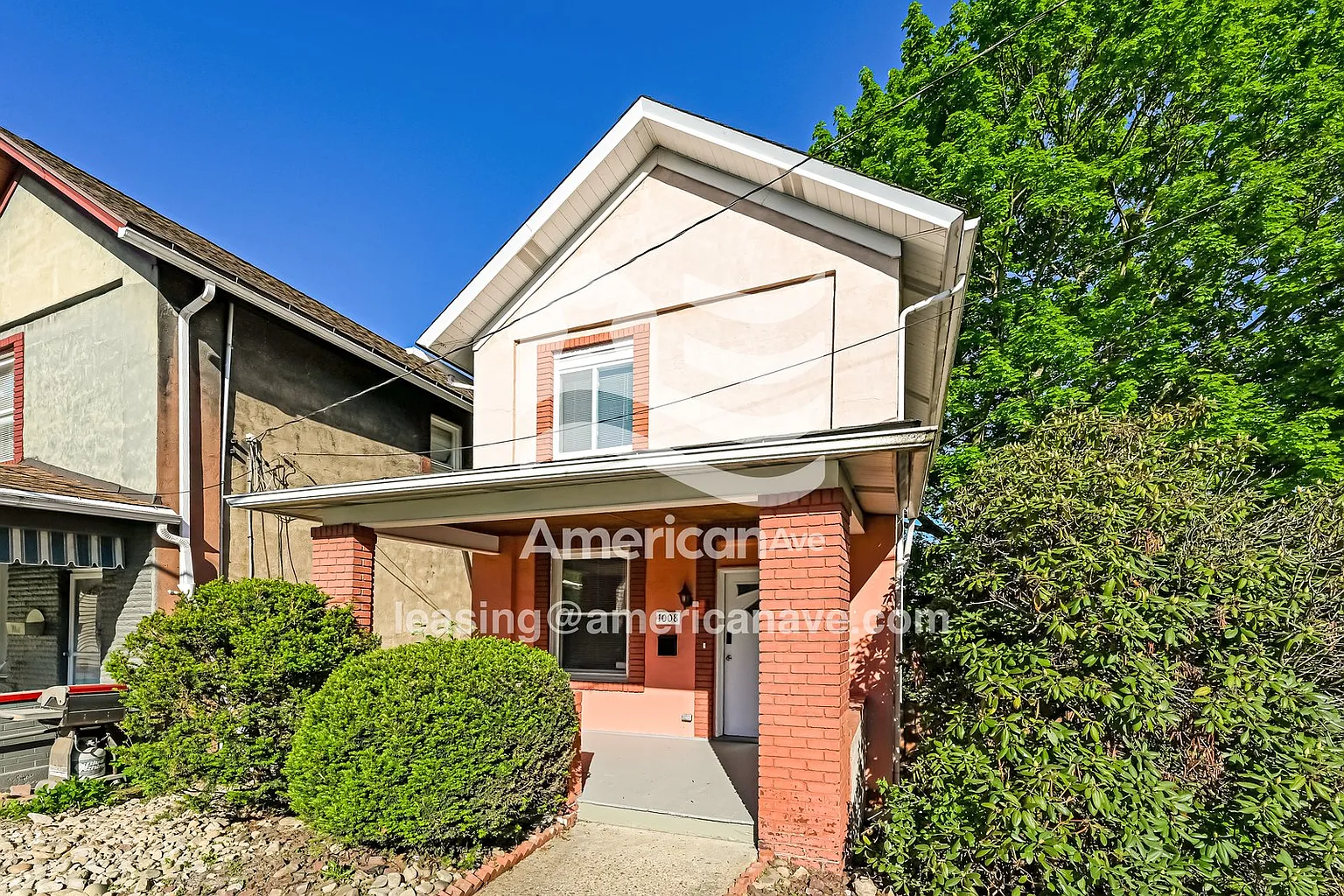1008 Hancock Ave photo 1