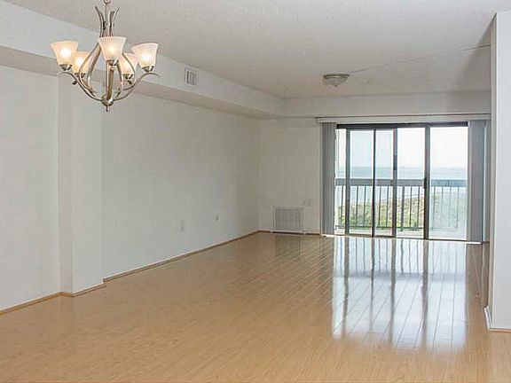 5th image of 2830 Shore Dr APT 411