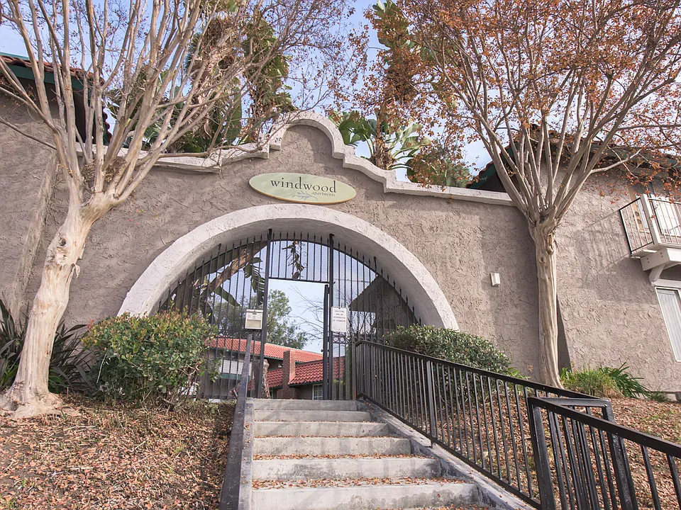 Windwood Apartments