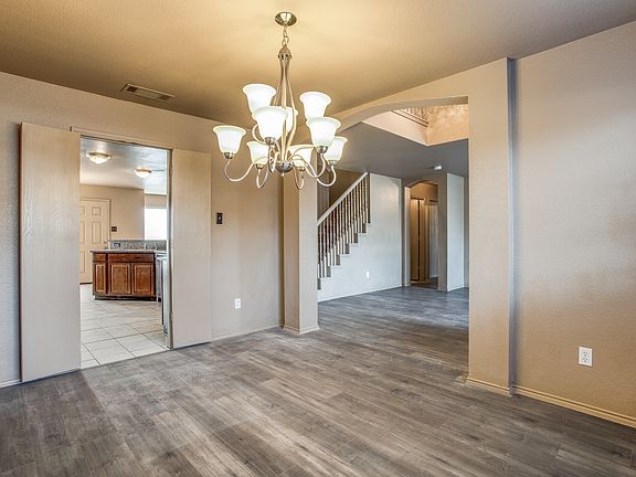4th image of 4218 Crystal Ln