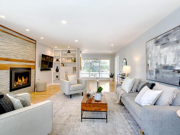 4th image of 170 Hilldale Drive