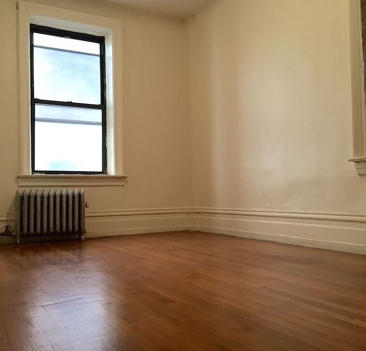 1st image of 229 W 109th St APT 43