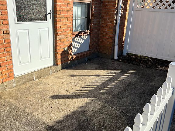 2nd image of 7703 Essington Cir