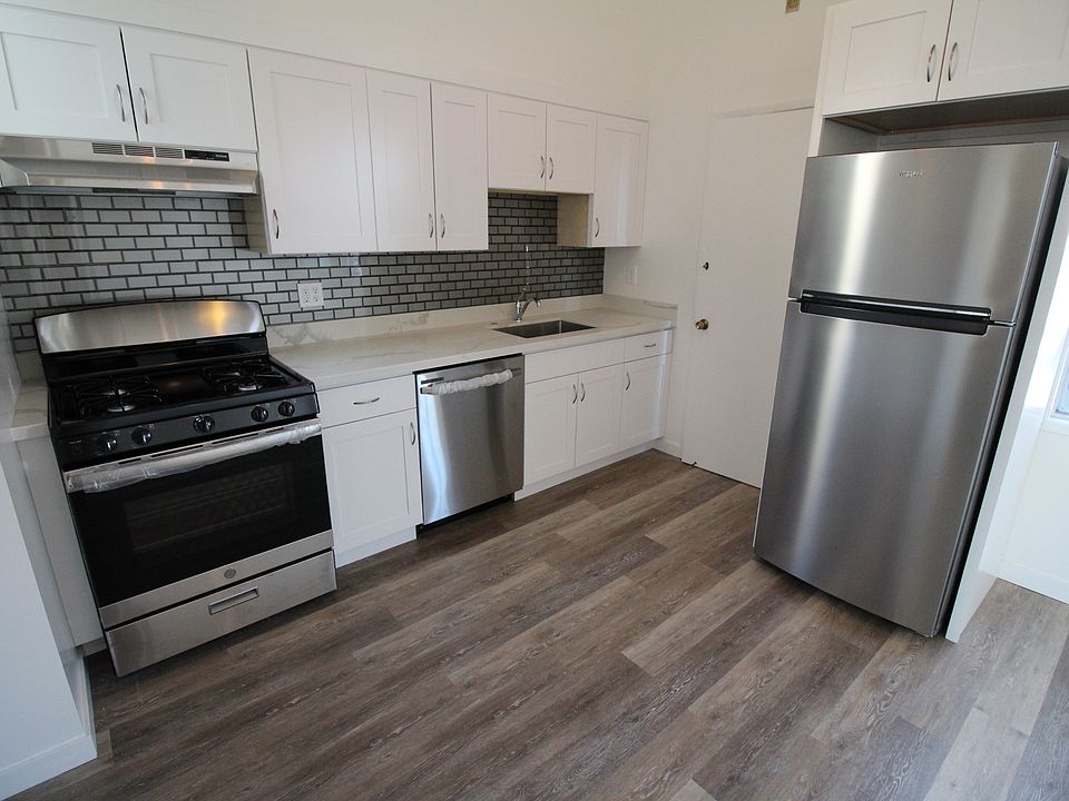 1st image of 46 Wayne Pl