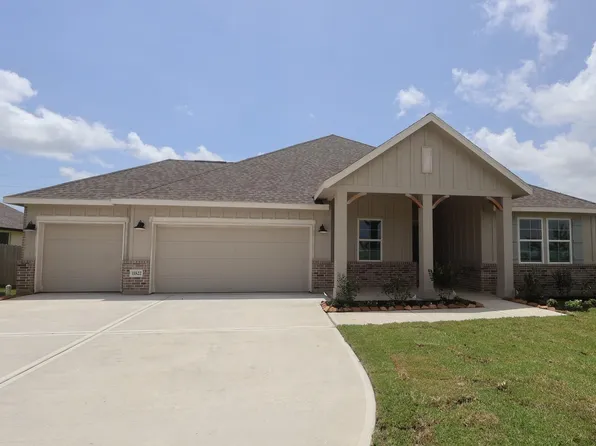 11822 Old Fashion Cir, Mont Belvieu, TX 77535